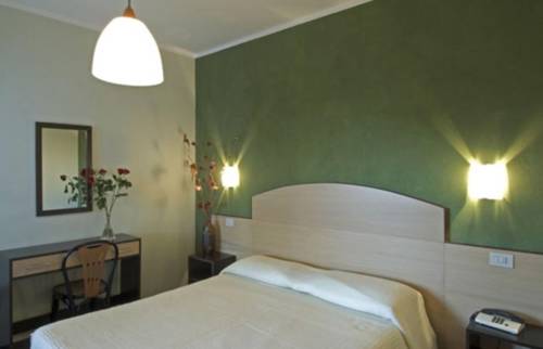 Imagen de la habitación del Hotel Il Cavaliere Nero. Foto 5