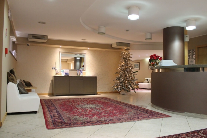 Imagen de los interiores del Hotel Il Cervo. Foto 14