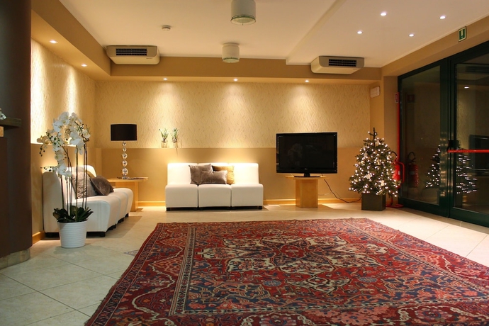 Imagen de los interiores del Hotel Il Cervo. Foto 15