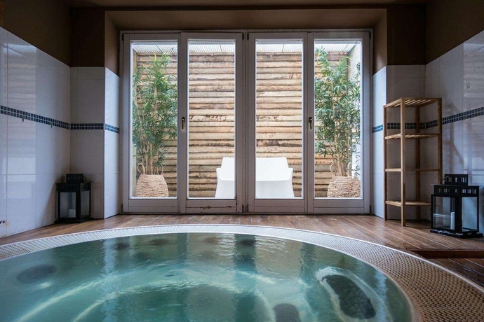 Imagen de la piscina del Hotel Il Cervo. Foto 18