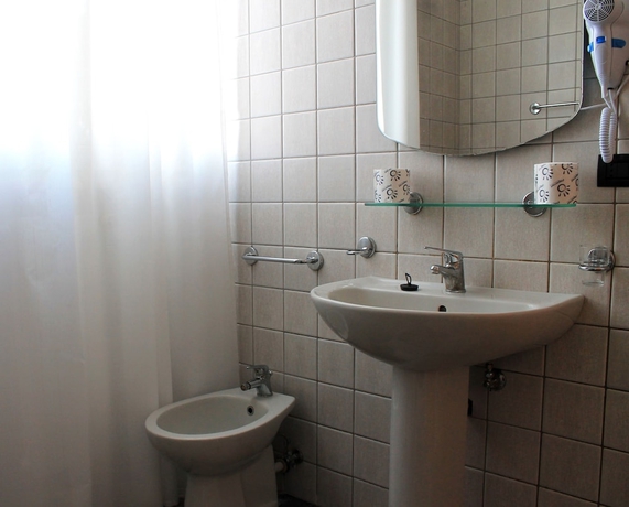 Imagen de la habitación del Hotel Il Chiostro Delle Cererie. Foto 5