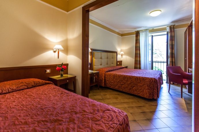 Imagen de la habitación del Hotel Il Chiostro. Foto 9