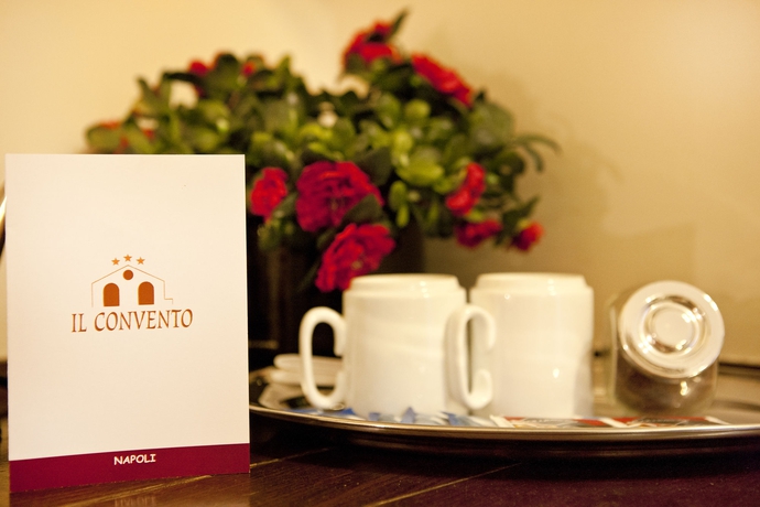 Imagen de la habitación del Hotel Il Convento. Foto 7