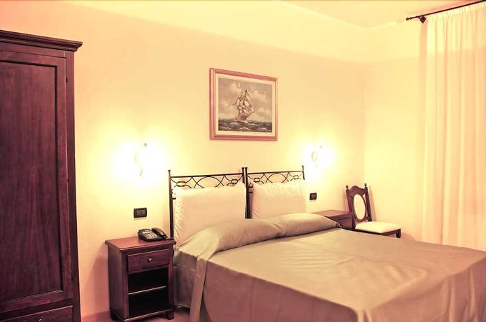 Imagen de la habitación del Hotel Il Convento, Trino. Foto 16