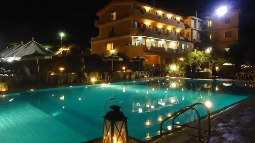 Imagen general del Hotel Il Corsaro, Le Castella. Foto 1