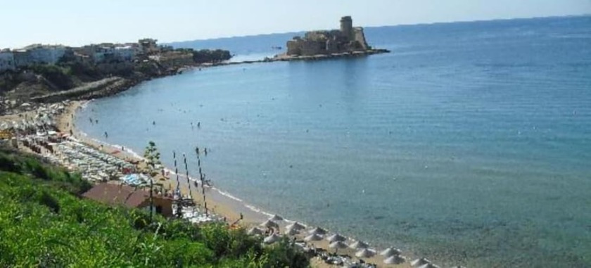 Imagen de los exteriores del Hotel Il Corsaro, Le Castella. Foto 16