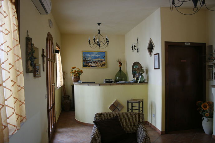 Imagen de los interiores del Hotel Il Cortile. Foto 15