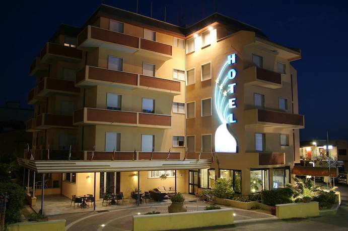 Imagen general del Hotel Il Delfino. Foto 1