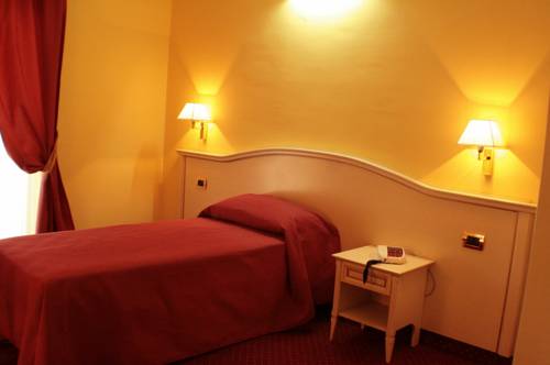 Imagen de la habitación del Hotel Il Duca Del Sannio. Foto 12