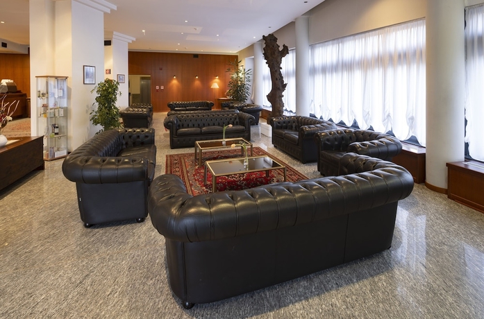 Imagen de los interiores del Hotel Il Duca D'este. Foto 18