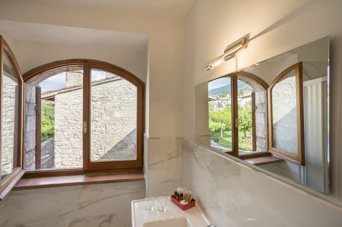 Imagen de la habitación del Hotel Il Duomo. Foto 12