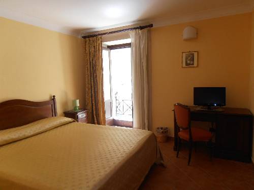Imagen de la habitación del Hotel Il Duomo, Siracusa. Foto 3