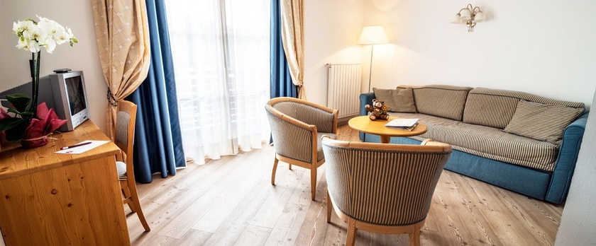 Imagen de la habitación del Hotel Il Falchetto, Sarnonico. Foto 7
