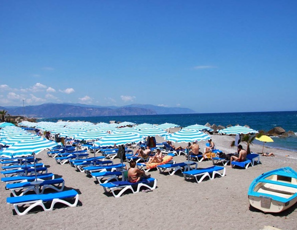 Imagen general del Hotel Il Gabbiano Beach. Foto 4