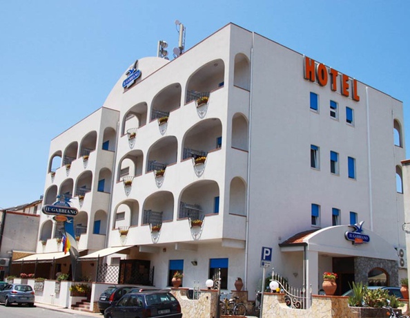 Imagen general del Hotel Il Gabbiano Beach. Foto 10