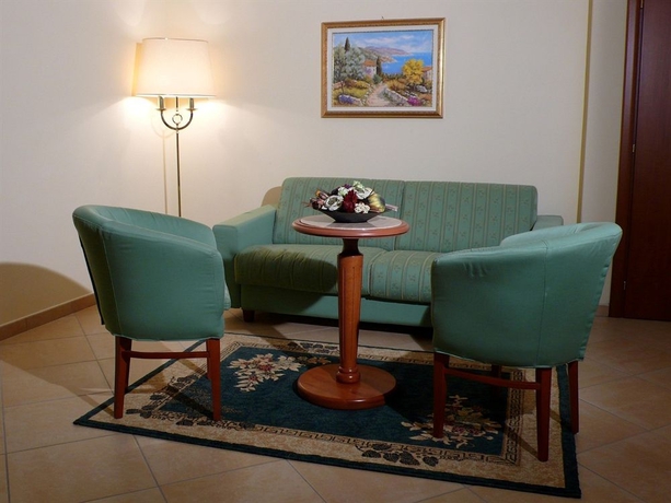 Imagen de los interiores del Hotel Il Gabbiano, Ciro Marina. Foto 12