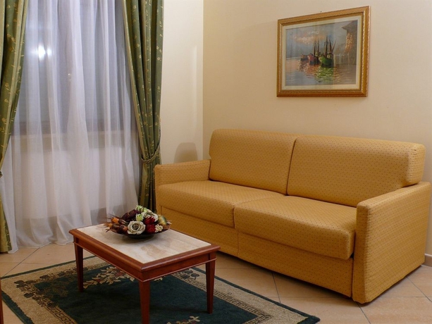 Imagen de los interiores del Hotel Il Gabbiano, Ciro Marina. Foto 13