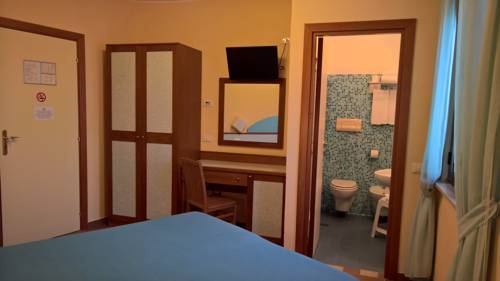 Imagen de la habitación del Hotel Il Gabbiano, Copanello. Foto 8