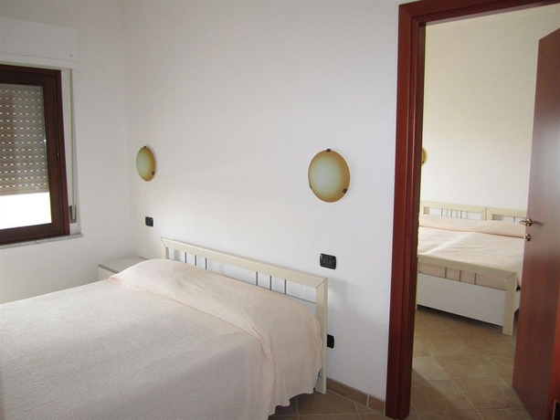 Imagen de la habitación del Hotel Il Gabbiano, La Maddalena. Foto 6