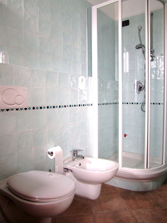 Imagen de la habitación del Hotel Il Gabbiano, La Maddalena. Foto 10