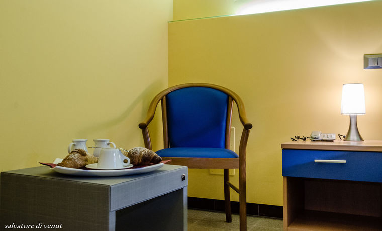 Imagen de los interiores del Hotel Il Gabbiano, Termini Imerse. Foto 14