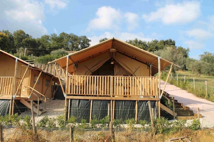 Imagen de la habitación del Hotel Il Girasole, Massignano. Foto 10