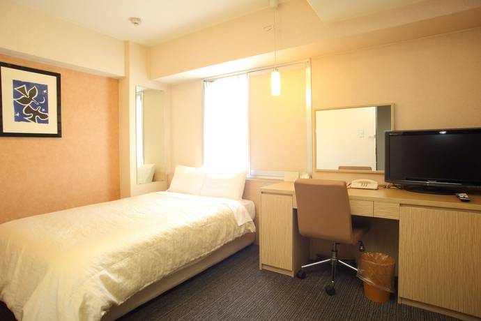 Imagen de la habitación del Hotel Il Grande Umeda. Foto 5