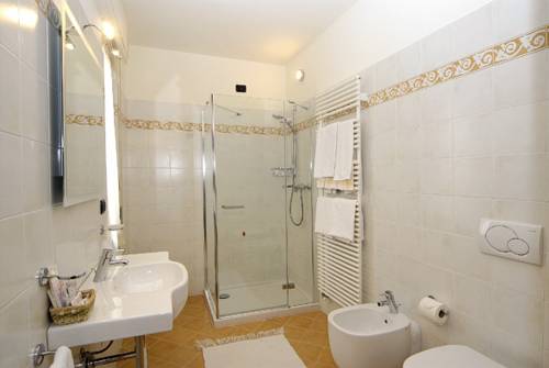 Imagen de la habitación del Hotel Il Grappolo D'oro. Foto 8