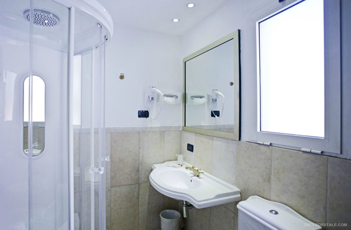 Imagen de la habitación del Hotel Il Guercino. Foto 2