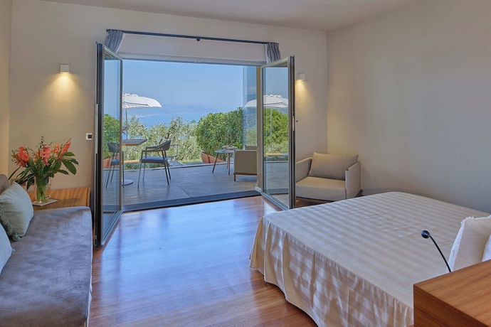 Imagen de la habitación del Hotel Il Leccio Luxury Resort. Foto 5