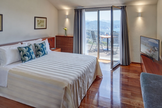 Imagen de la habitación del Hotel Il Leccio Luxury Resort. Foto 7