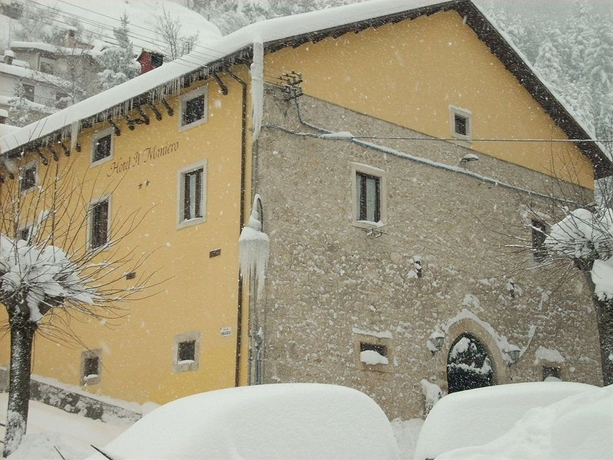 Imagen general del Hotel Il Maniero. Foto 3