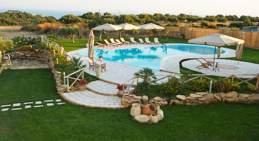 Imagen de la piscina del Hotel Il Marchese. Foto 14