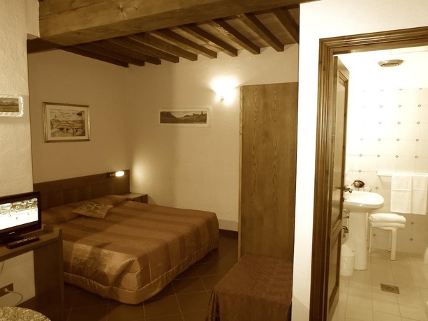 Imagen general del Hotel Il Molino Del Ponte. Foto 8