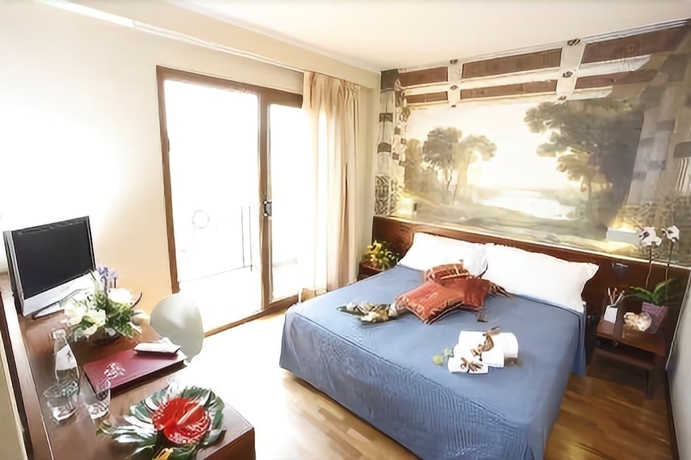 Imagen de la habitación del Hotel Il Monte, Serravalle. Foto 5