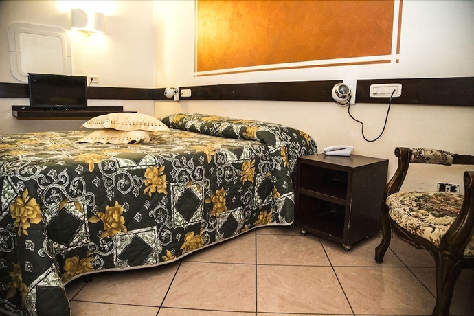 Imagen de la habitación del Hotel Il Parco. Foto 9