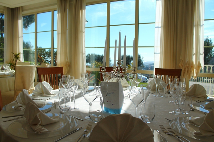 Imagen del bar/restaurante del Hotel Il Parco Sul Mare Resort and Spa. Foto 3