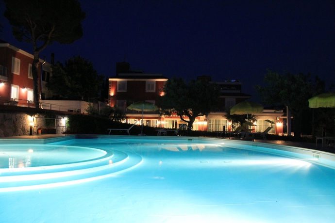 Imagen general del Hotel Il Parco Sul Mare Resort and Spa. Foto 2