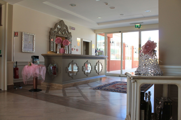 Imagen de los interiores del Hotel Il Parco Sul Mare Resort and Spa. Foto 13