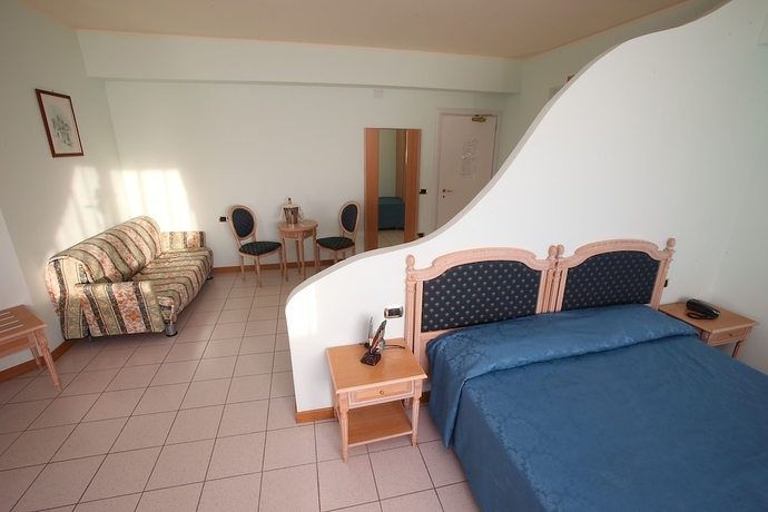 Imagen de la habitación del Hotel Il Partenone Resort. Foto 15