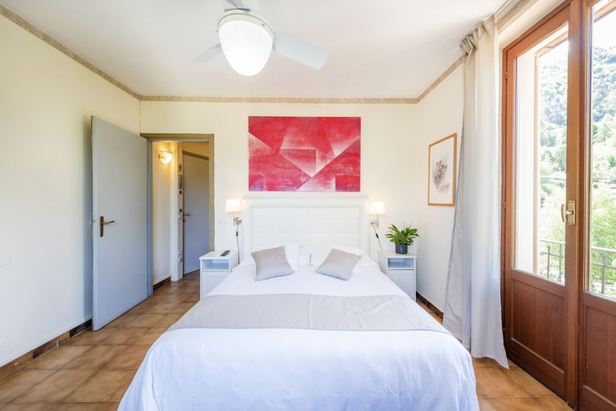 Imagen de la habitación del Hotel Il Perlo Panorama. Foto 13