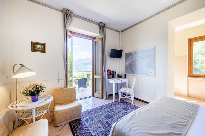 Imagen de la habitación del Hotel Il Perlo Panorama. Foto 14