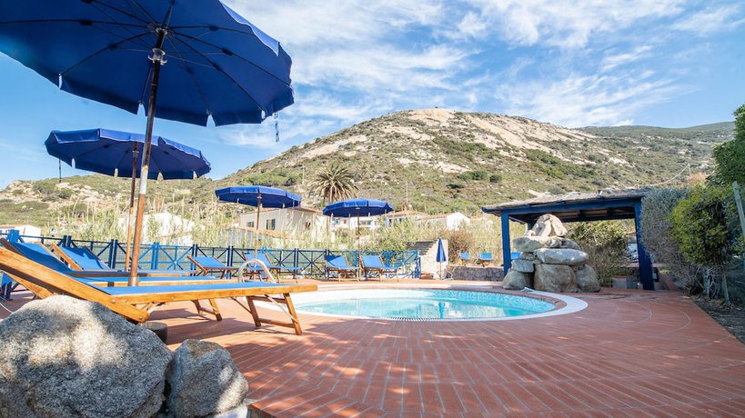 Imagen de la piscina del Hotel Il Perseo. Foto 20