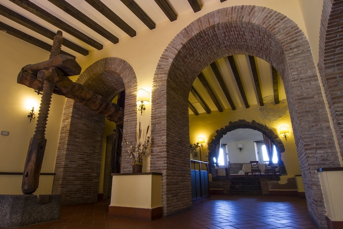 Imagen de los interiores del Hotel Il Picciolo Etna Golf Resort & Spa. Foto 14