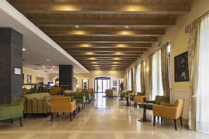 Imagen de los interiores del Hotel Il Picciolo Etna Golf Resort & Spa. Foto 15
