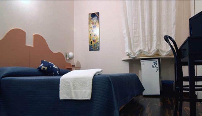 Imagen de la habitación del Hotel Il Piccolo Albergo Matera. Foto 9