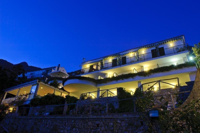 Imagen general del Hotel Il Pino. Foto 5