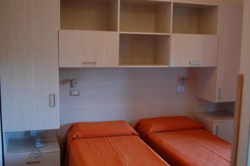 Imagen de la habitación del Hotel Il Pino, San Vincenzo. Foto 9