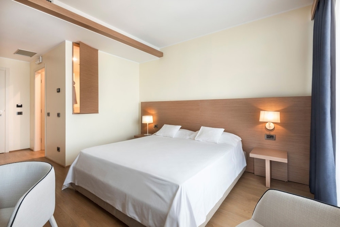 Imagen de la habitación del Hotel Il Porticciolo. Foto 12