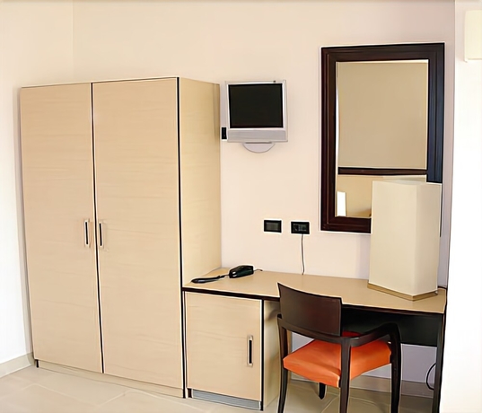 Imagen de la habitación del Hotel Il Portico, Favignana. Foto 13